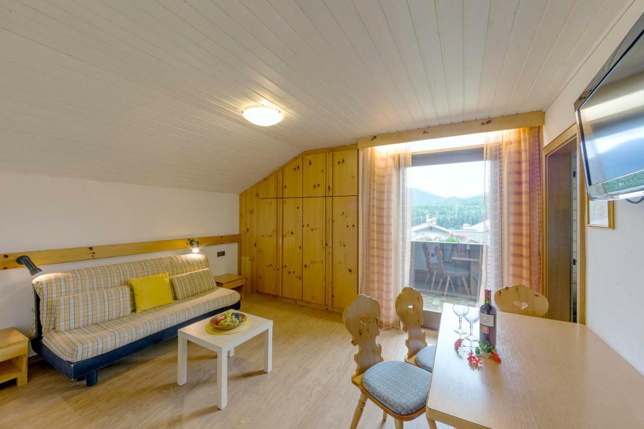 Appartements Erika Pfalzen Buitenkant foto